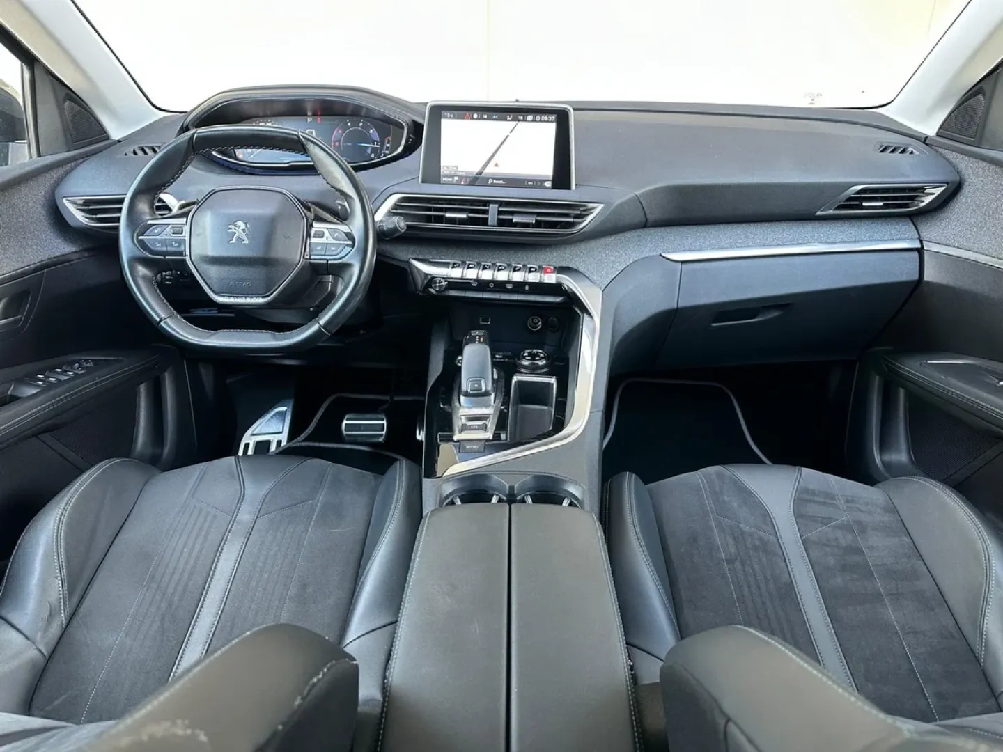 Cumpara/ Vinde online Peugeot 3008 2019 SH, la cel mai bun pret pentru tine!