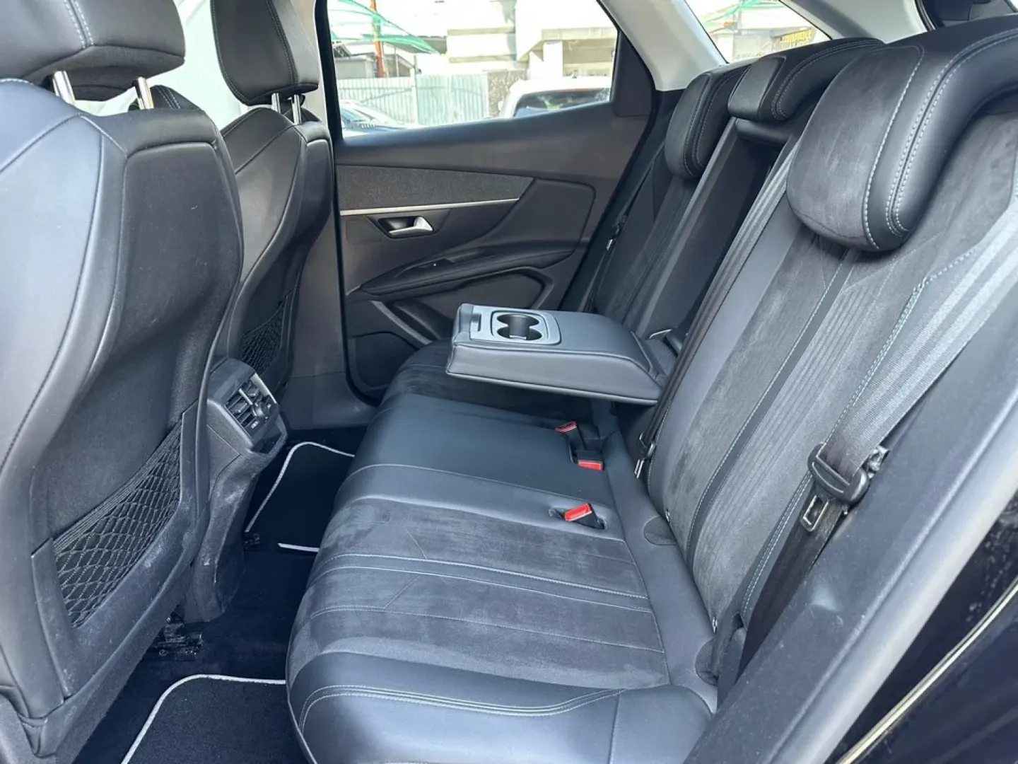Cumpara/ Vinde online Peugeot 3008 2019 SH, la cel mai bun pret pentru tine!