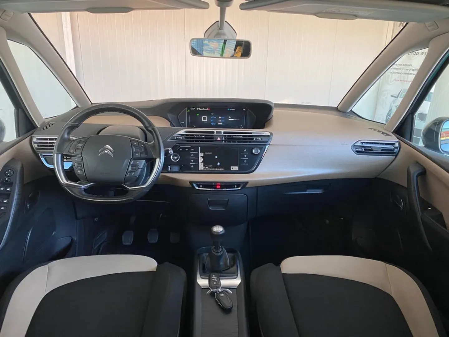 Cumpara/ Vinde online Citroen C4 2015 SH, la cel mai bun pret pentru tine!