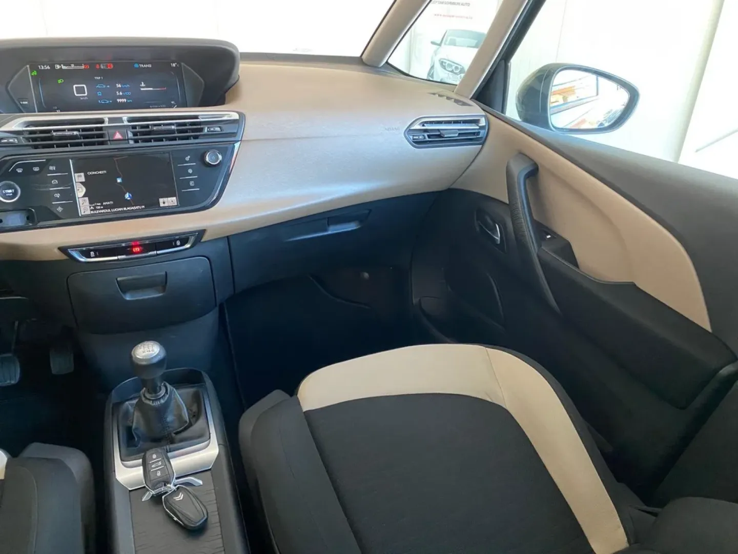 Cumpara/ Vinde online Citroen C4 2015 SH, la cel mai bun pret pentru tine!