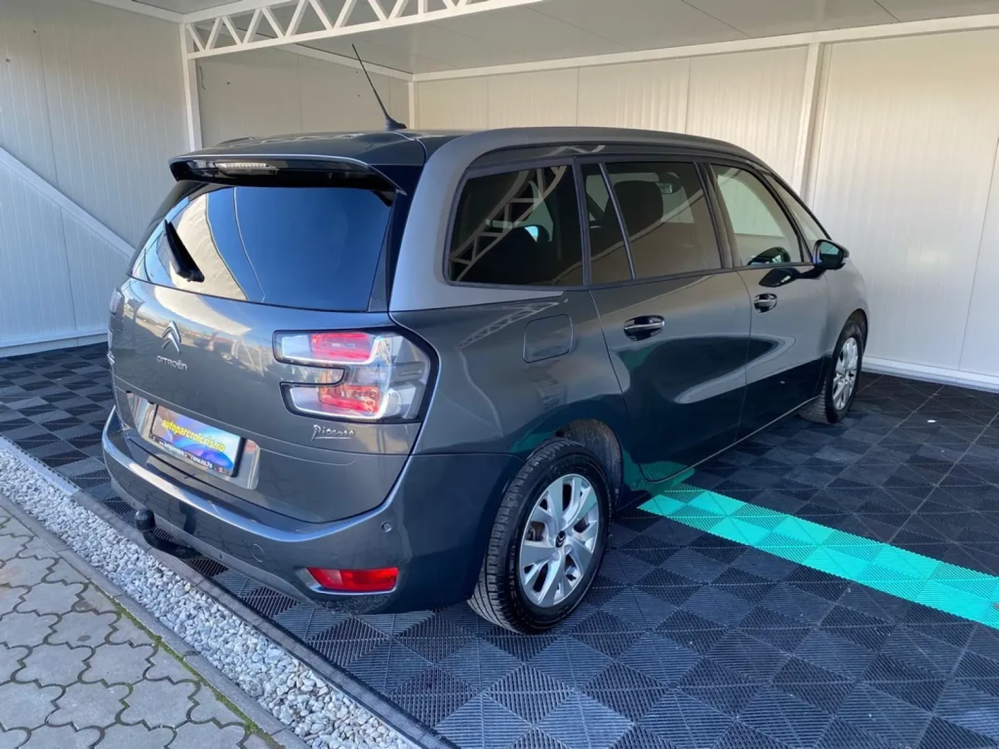 Cumpara/ Vinde online Citroen C4 2015 SH, la cel mai bun pret pentru tine!