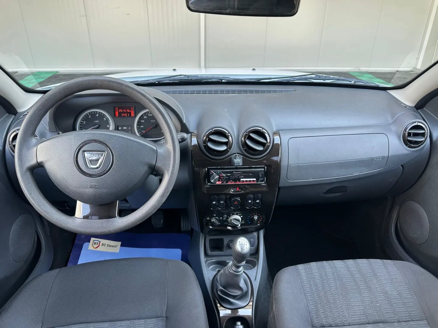Cumpara/ Vinde online Dacia Duster 2011 SH, la cel mai bun pret pentru tine!