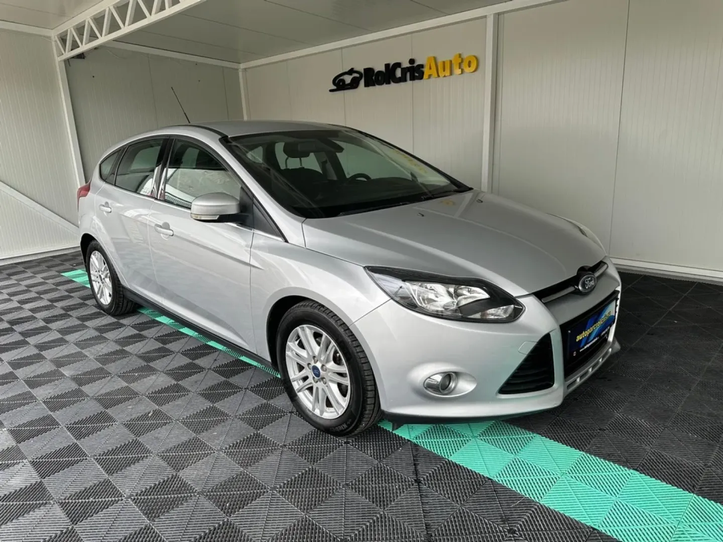 Cumpara/ Vinde online Ford Focus 2013 SH, la cel mai bun pret pentru tine!