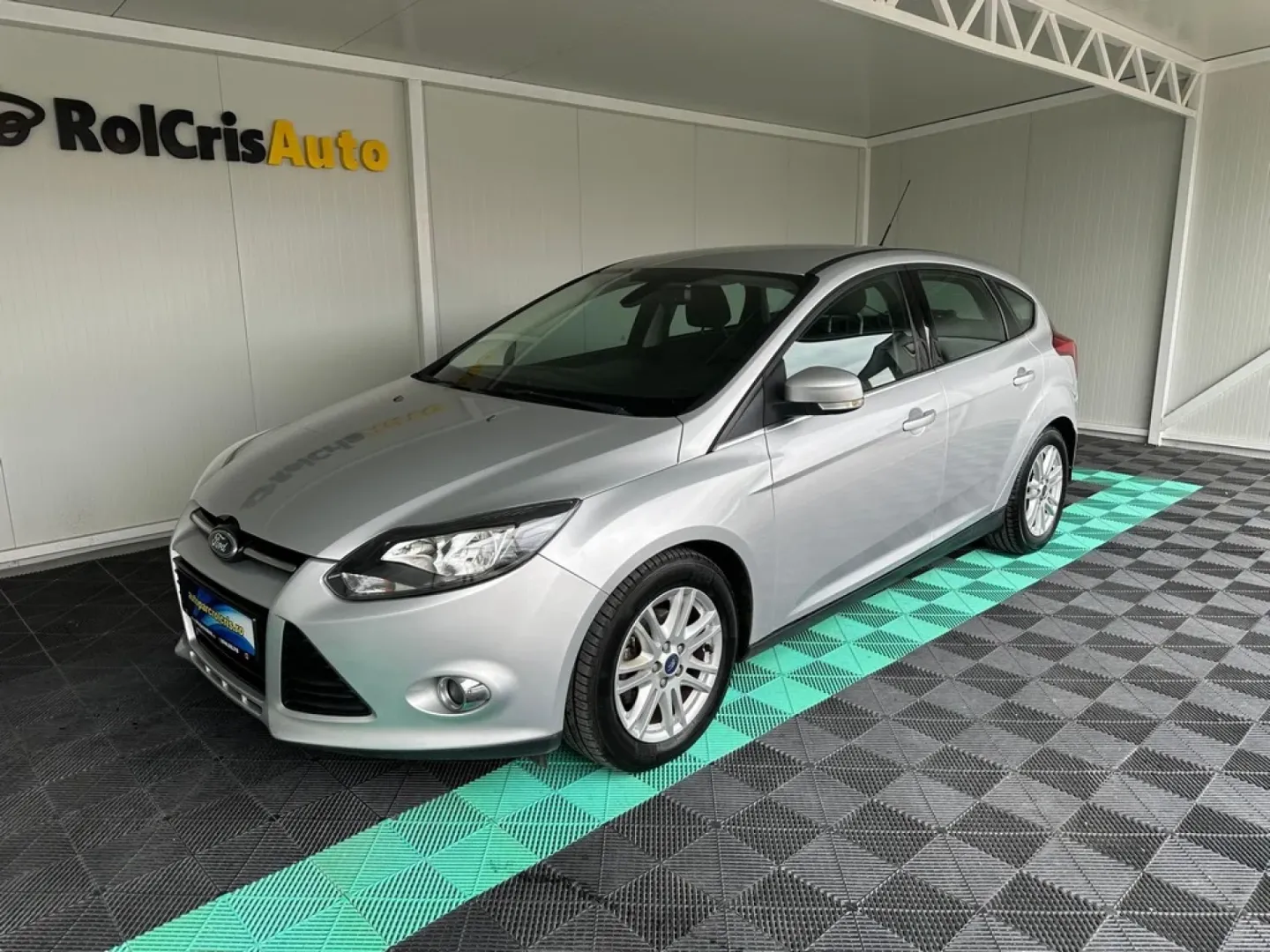 Cumpara/ Vinde online Ford Focus 2013 SH, la cel mai bun pret pentru tine!