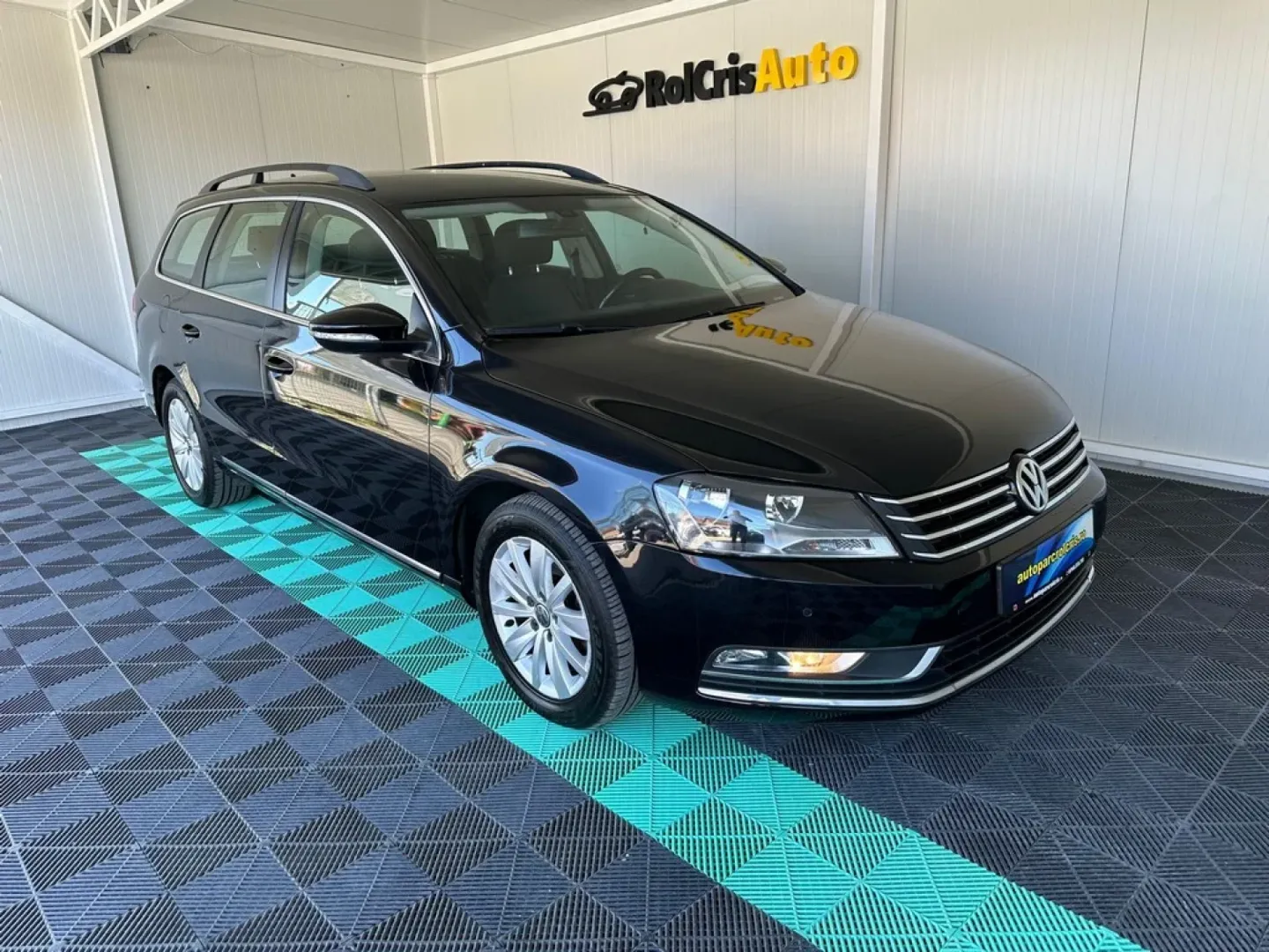 Cumpara/ Vinde online Volkswagen Passat 2011 SH, la cel mai bun pret pentru tine!