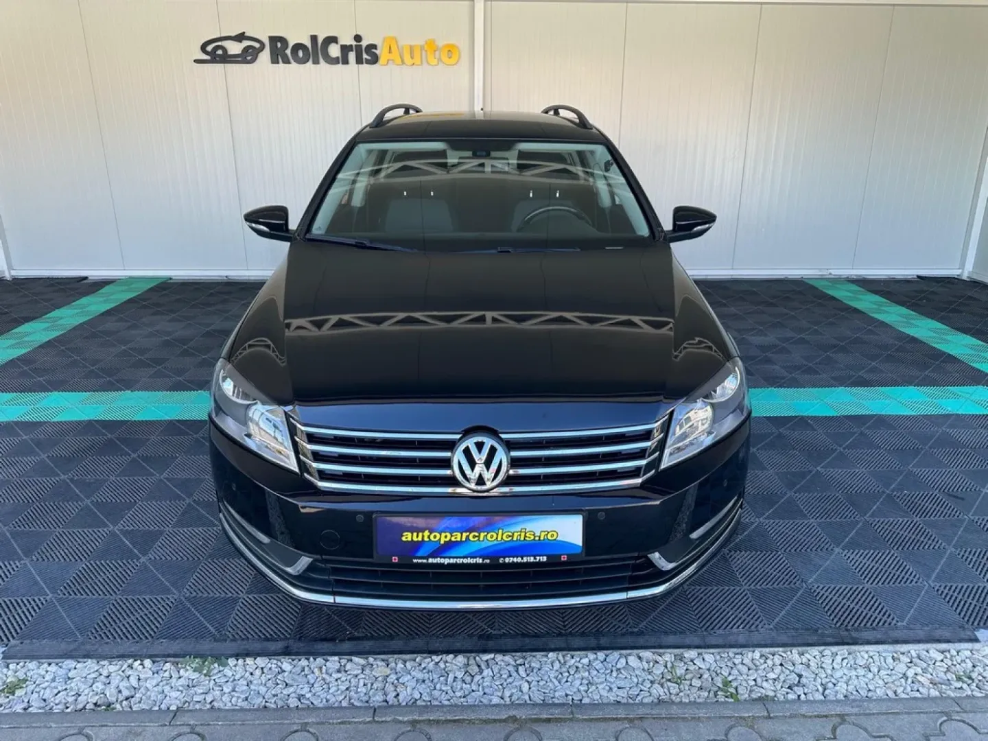 Cumpara/ Vinde online Volkswagen Passat 2011 SH, la cel mai bun pret pentru tine!