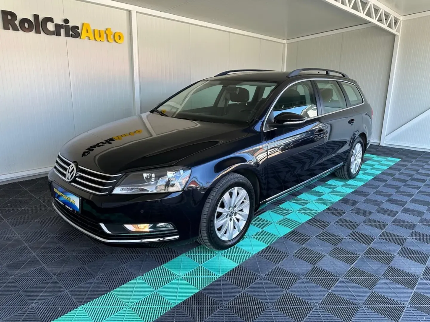 Cumpara/ Vinde online Volkswagen Passat 2011 SH, la cel mai bun pret pentru tine!