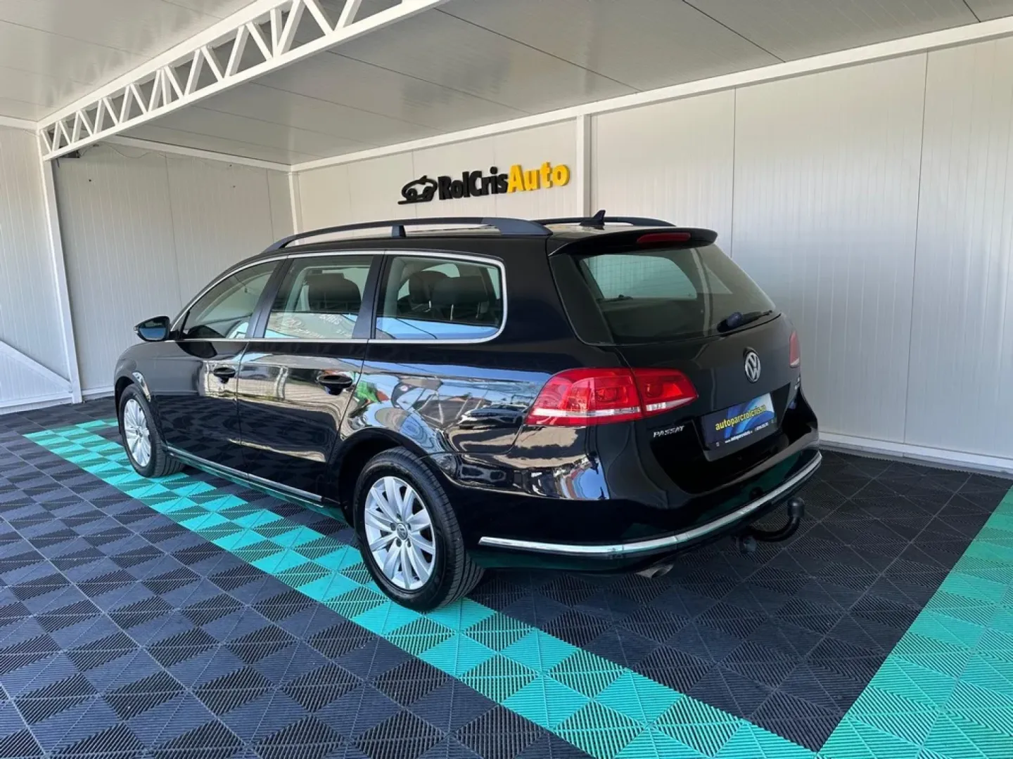 Cumpara/ Vinde online Volkswagen Passat 2011 SH, la cel mai bun pret pentru tine!