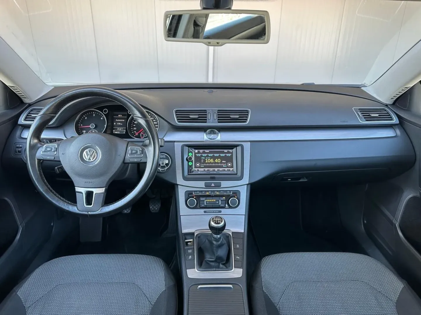 Cumpara/ Vinde online Volkswagen Passat 2011 SH, la cel mai bun pret pentru tine!