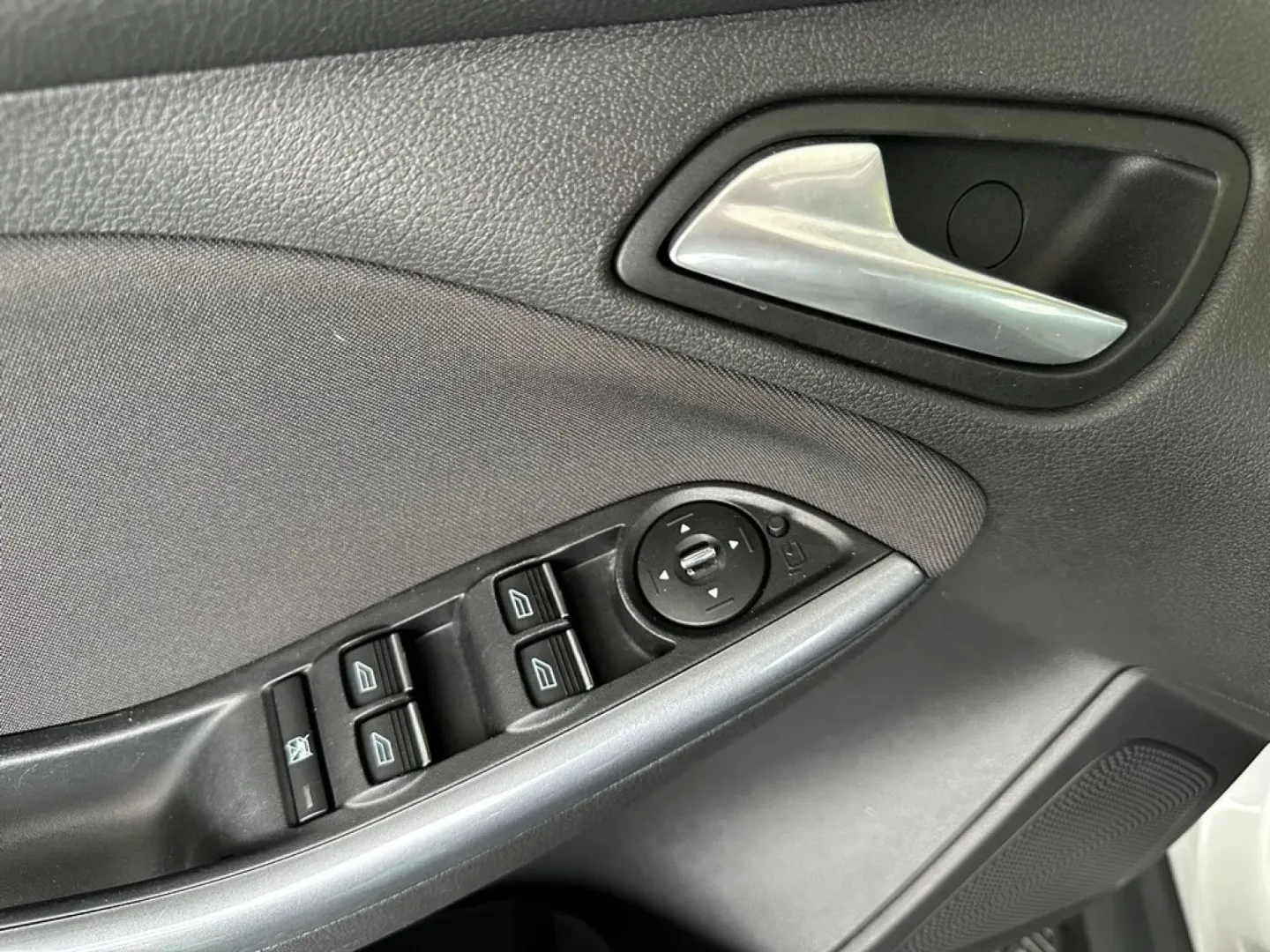 Cumpara/ Vinde online Ford Focus 2013 SH, la cel mai bun pret pentru tine!