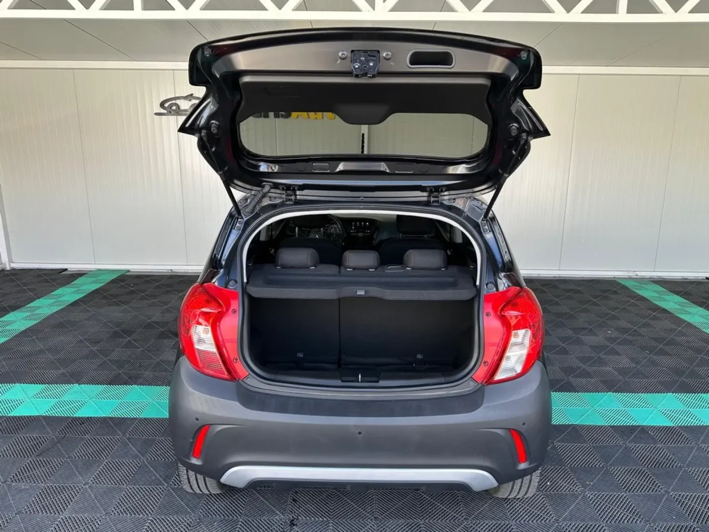 Cumpara/ Vinde online Opel Karl 2019 SH, la cel mai bun pret pentru tine!