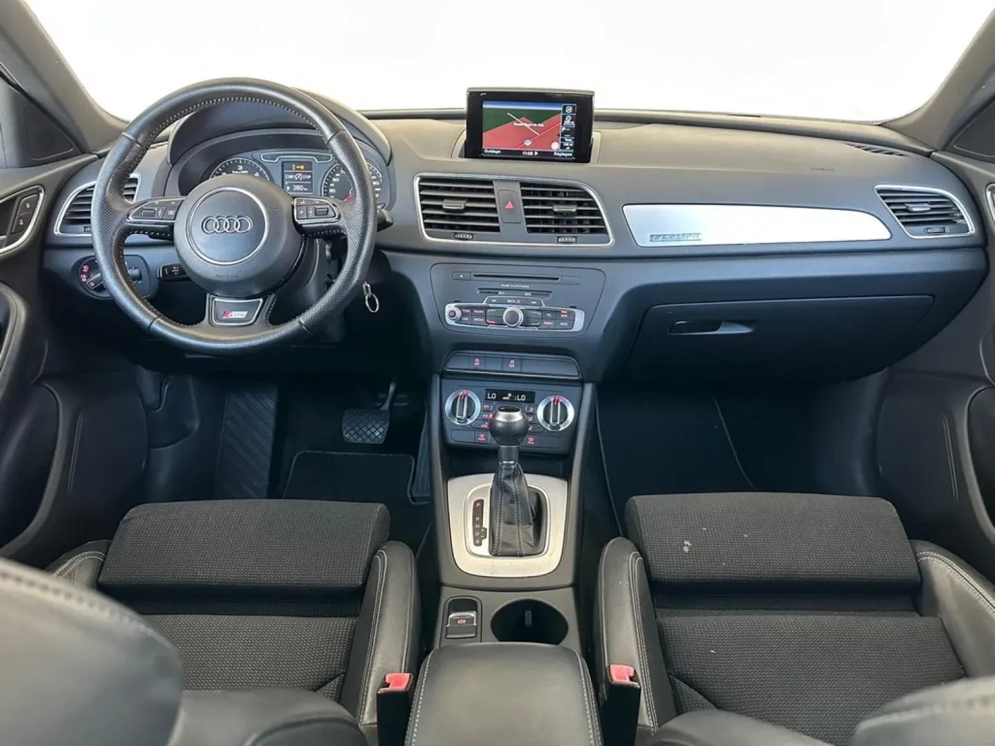 Cumpara/ Vinde online Audi Q3 2014 SH, la cel mai bun pret pentru tine!