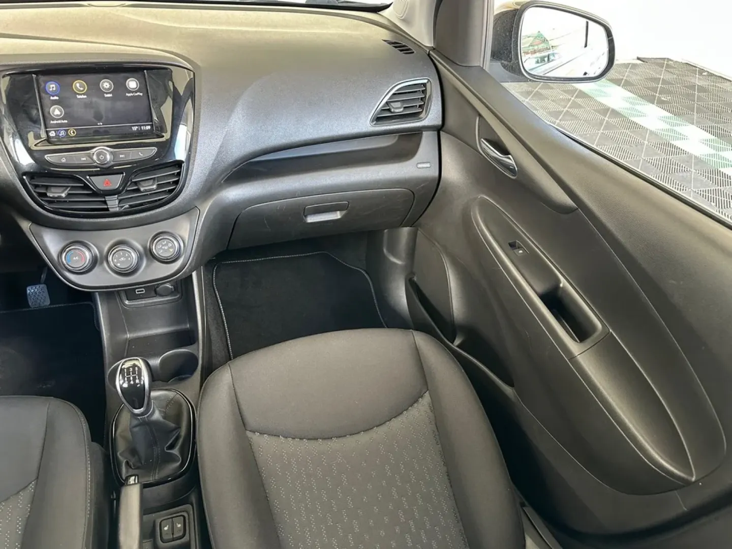 Cumpara/ Vinde online Opel Karl 2019 SH, la cel mai bun pret pentru tine!