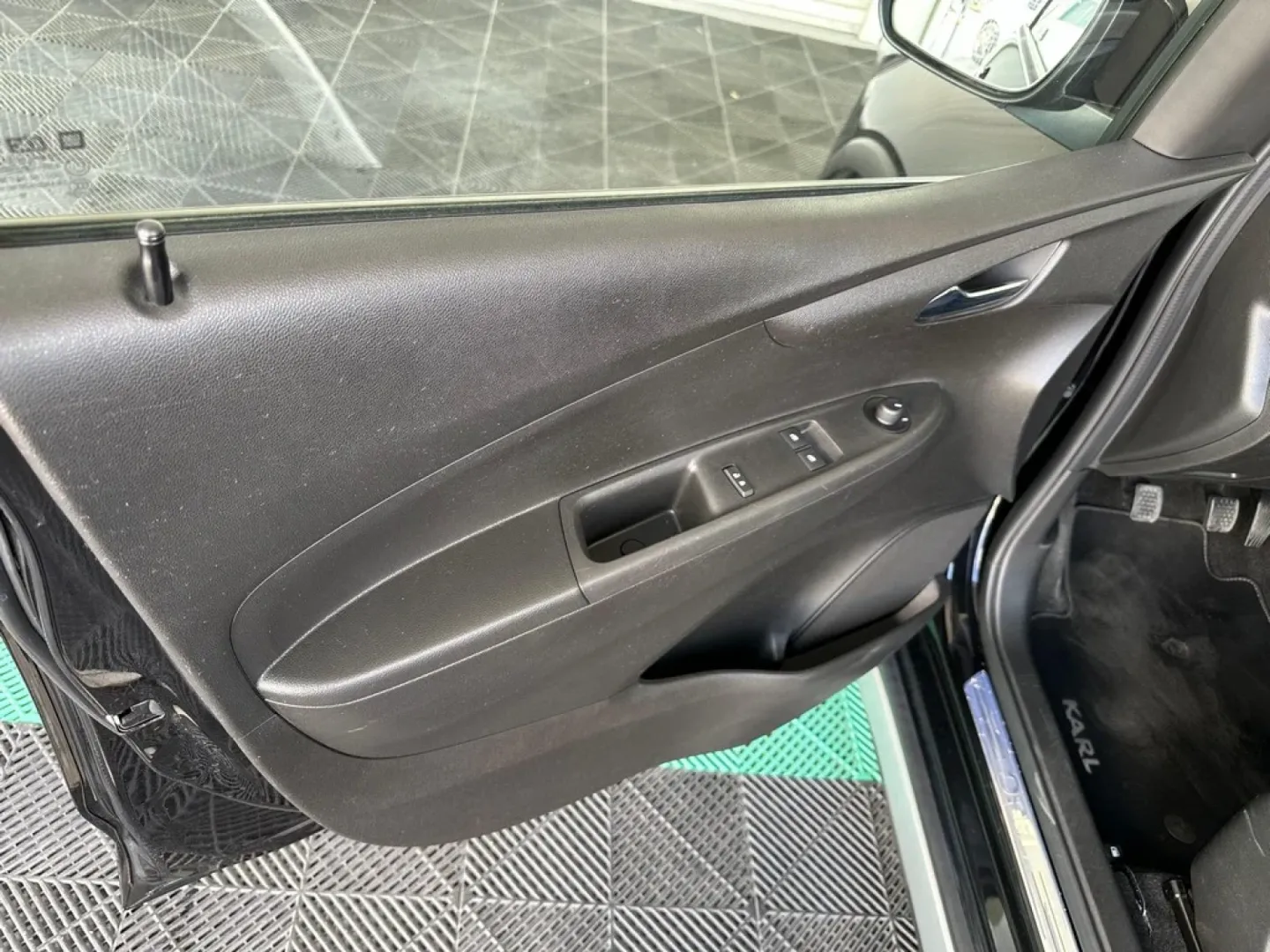Cumpara/ Vinde online Opel Karl 2019 SH, la cel mai bun pret pentru tine!