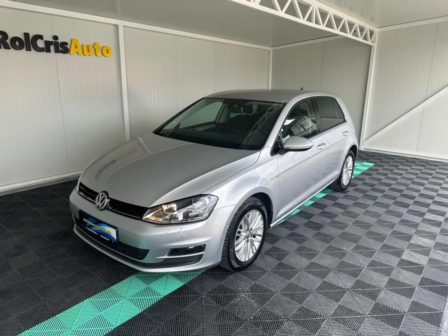 Cumpara/ Vinde online Volkswagen Golf 2015 SH, la cel mai bun pret pentru tine!