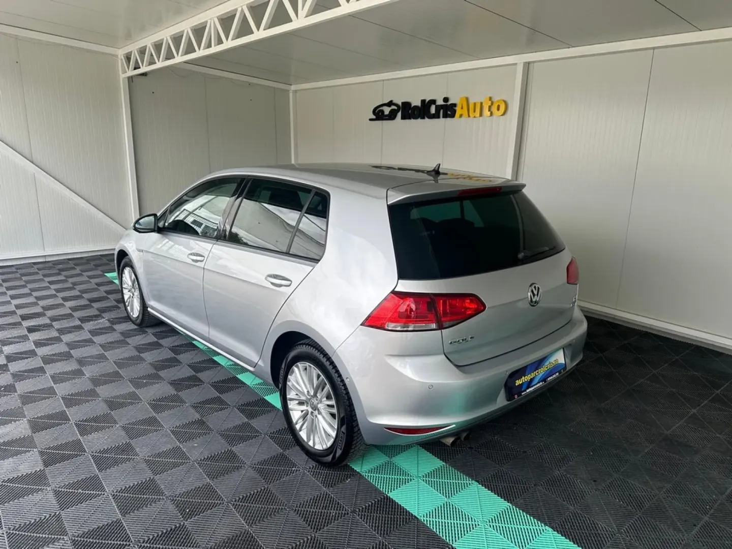 Cumpara/ Vinde online Volkswagen Golf 2015 SH, la cel mai bun pret pentru tine!