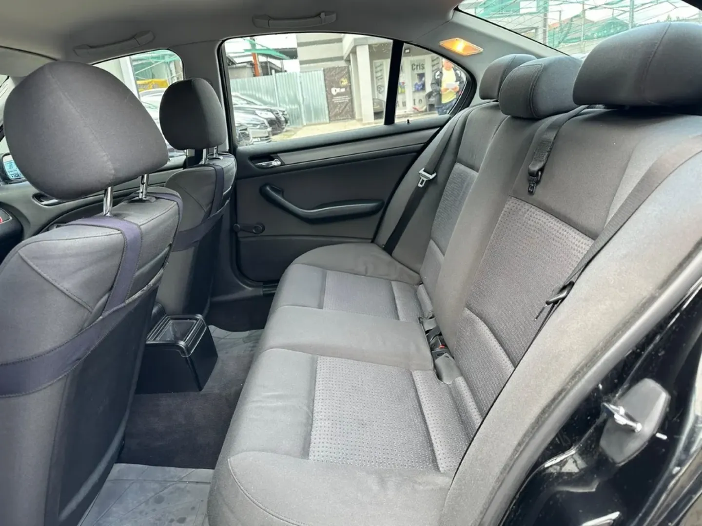Cumpara/ Vinde online BMW 3 Series 2004 SH, la cel mai bun pret pentru tine!