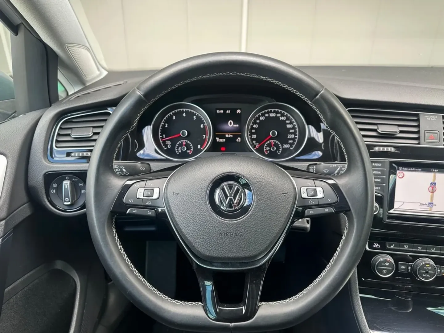 Cumpara/ Vinde online Volkswagen Golf 2015 SH, la cel mai bun pret pentru tine!
