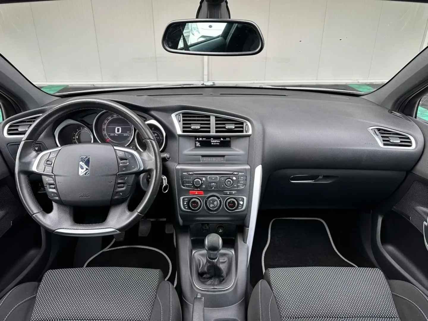 Cumpara/ Vinde online Citroen DS4 2012 SH, la cel mai bun pret pentru tine!