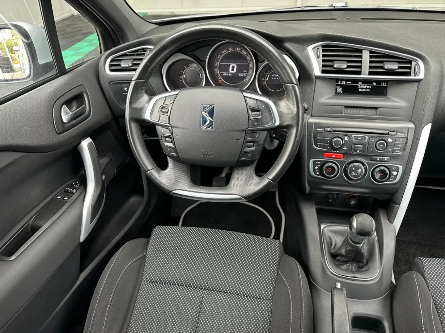 Cumpara/ Vinde online Citroen DS4 2012 SH, la cel mai bun pret pentru tine!