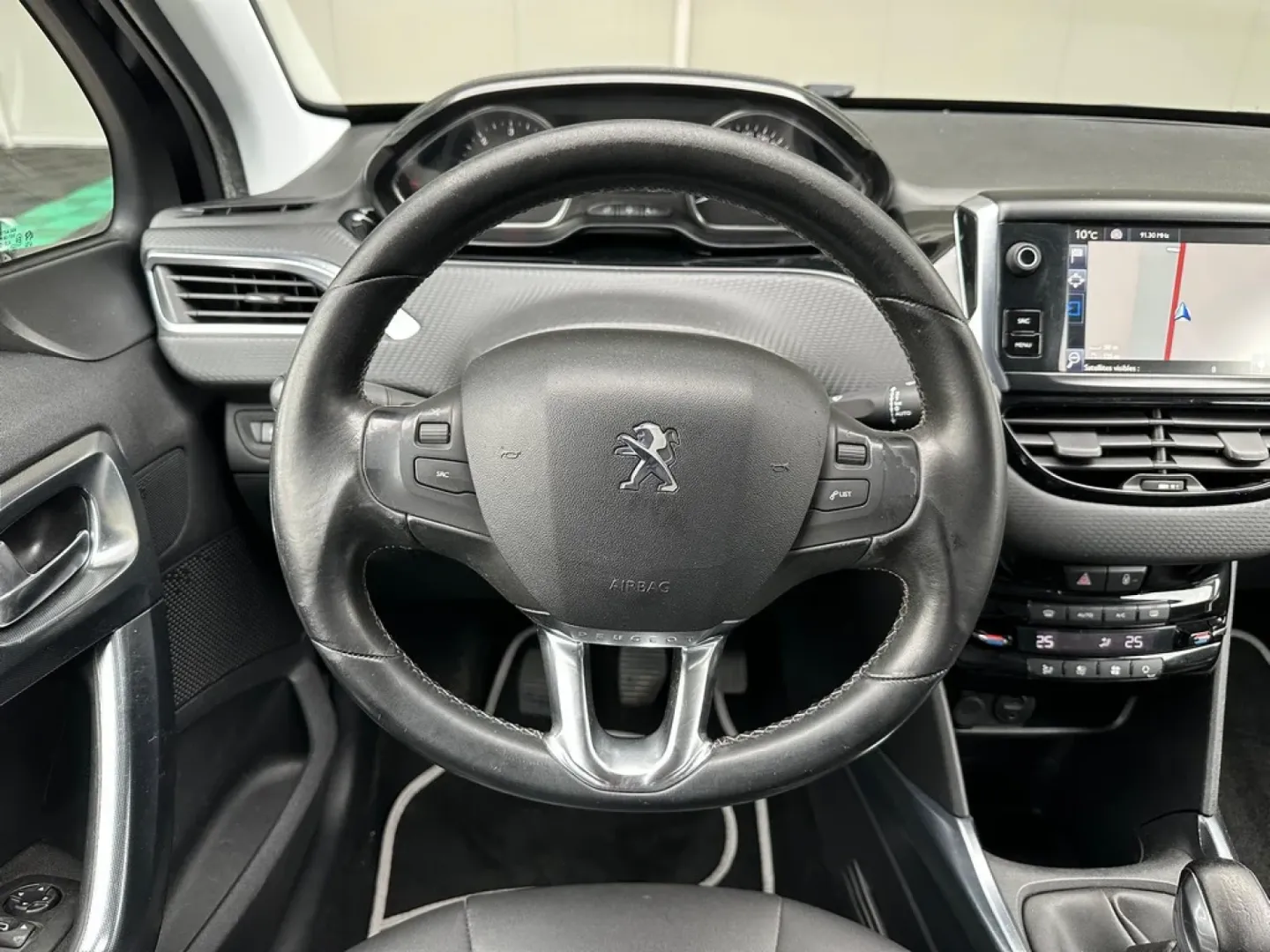 Cumpara/ Vinde online Peugeot 2008 2015 SH, la cel mai bun pret pentru tine!