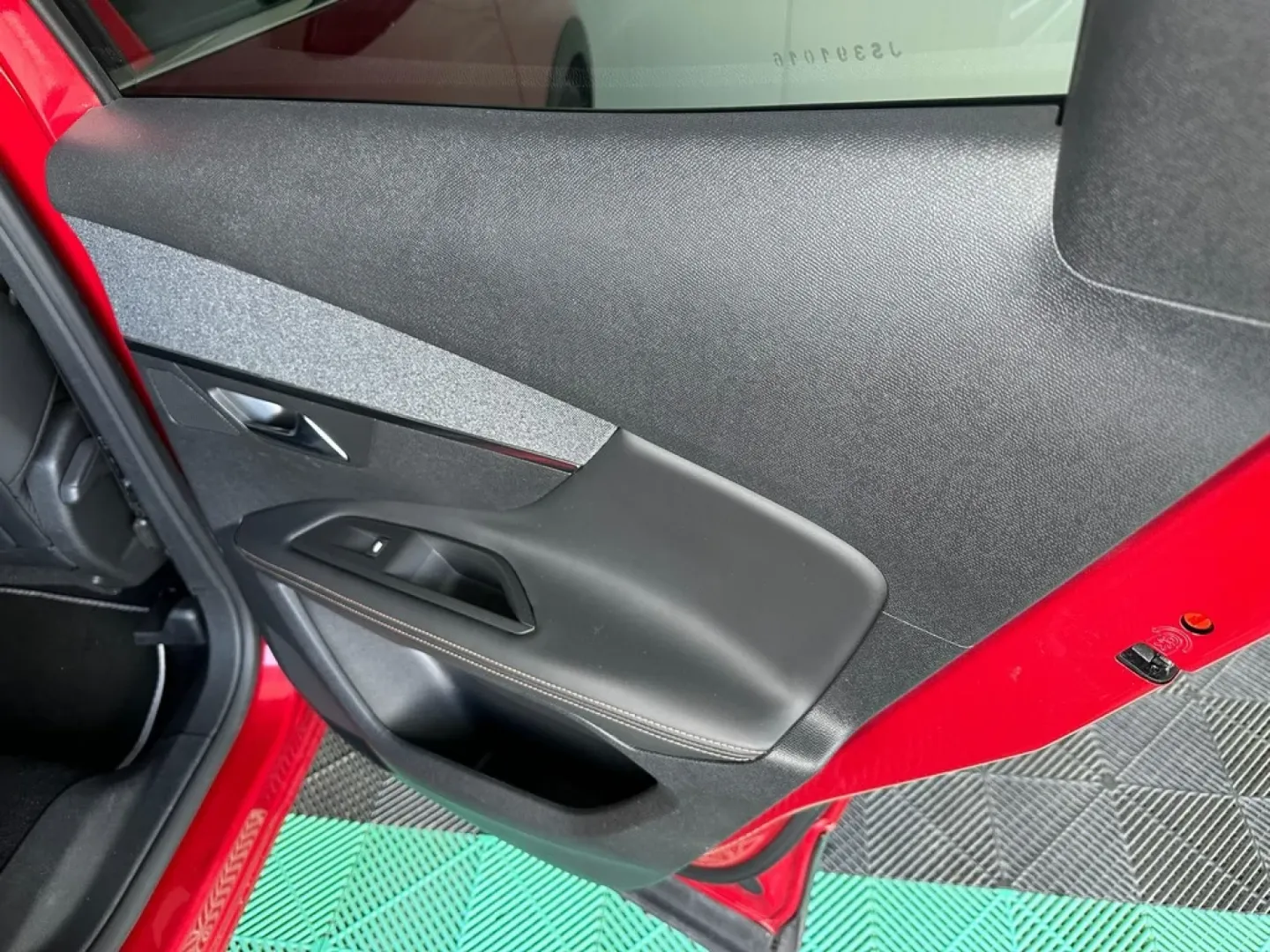Cumpara/ Vinde online Peugeot 3008 2018 SH, la cel mai bun pret pentru tine!