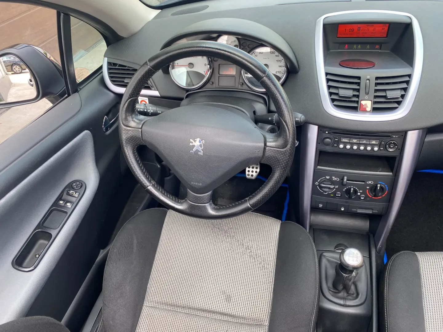 Cumpara/ Vinde online Peugeot 207 2007 SH, la cel mai bun pret pentru tine!