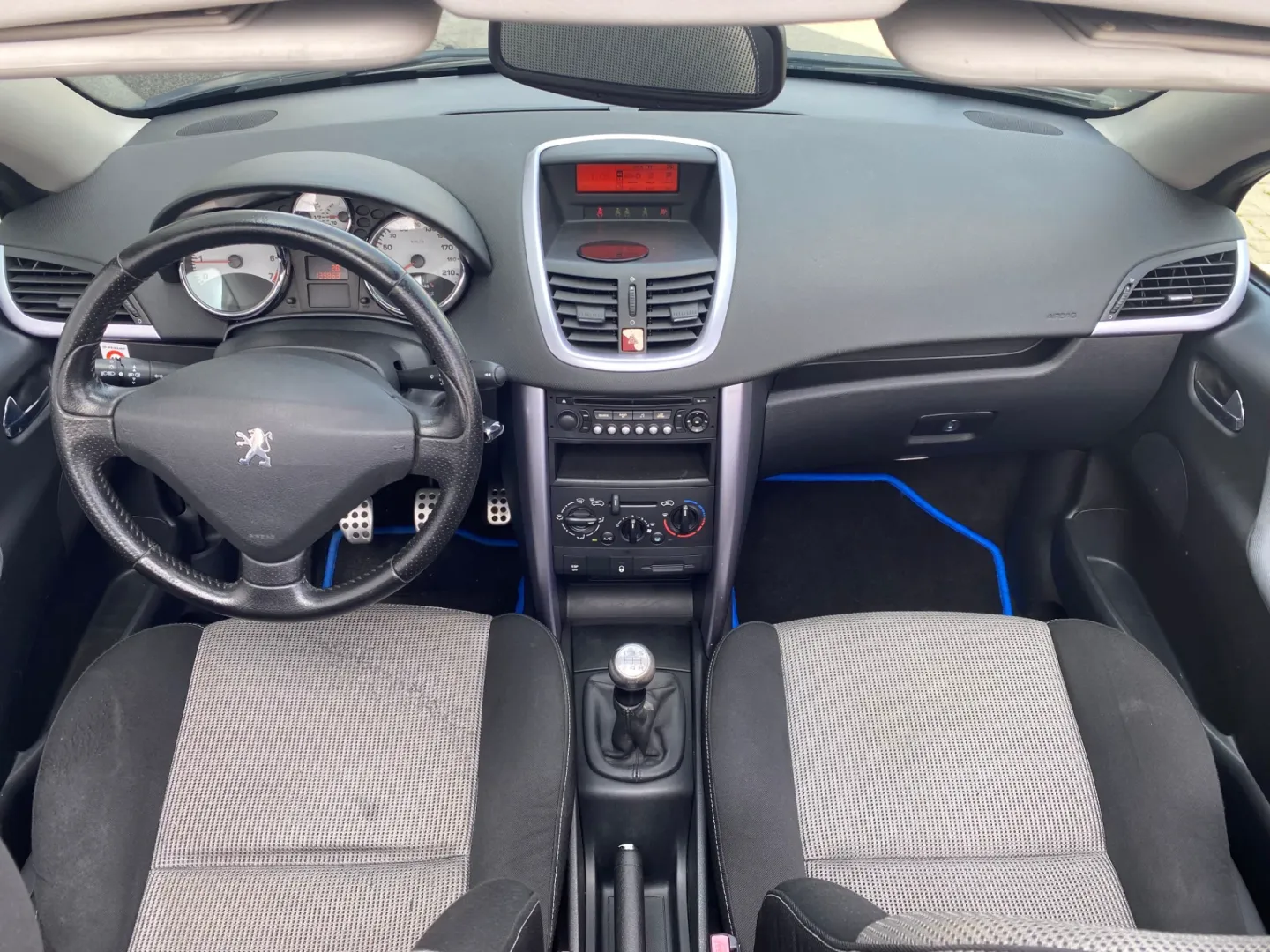 Cumpara/ Vinde online Peugeot 207 2007 SH, la cel mai bun pret pentru tine!