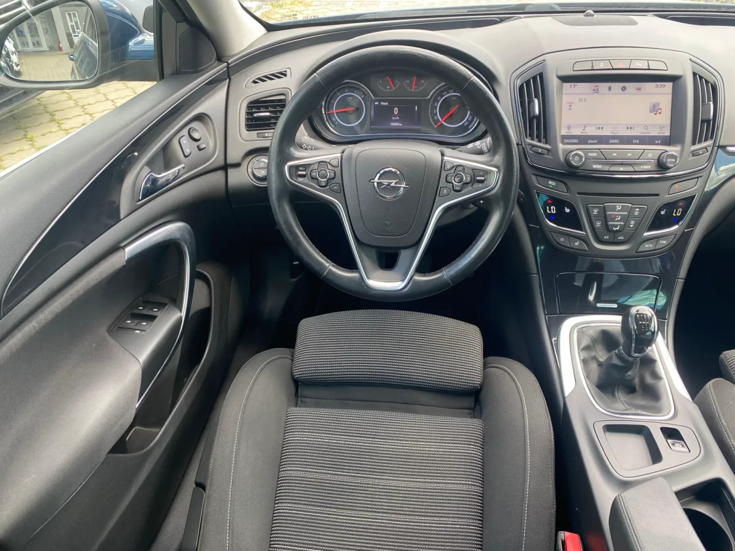 Cumpara/ Vinde online Opel Insignia 2016 SH, la cel mai bun pret pentru tine!