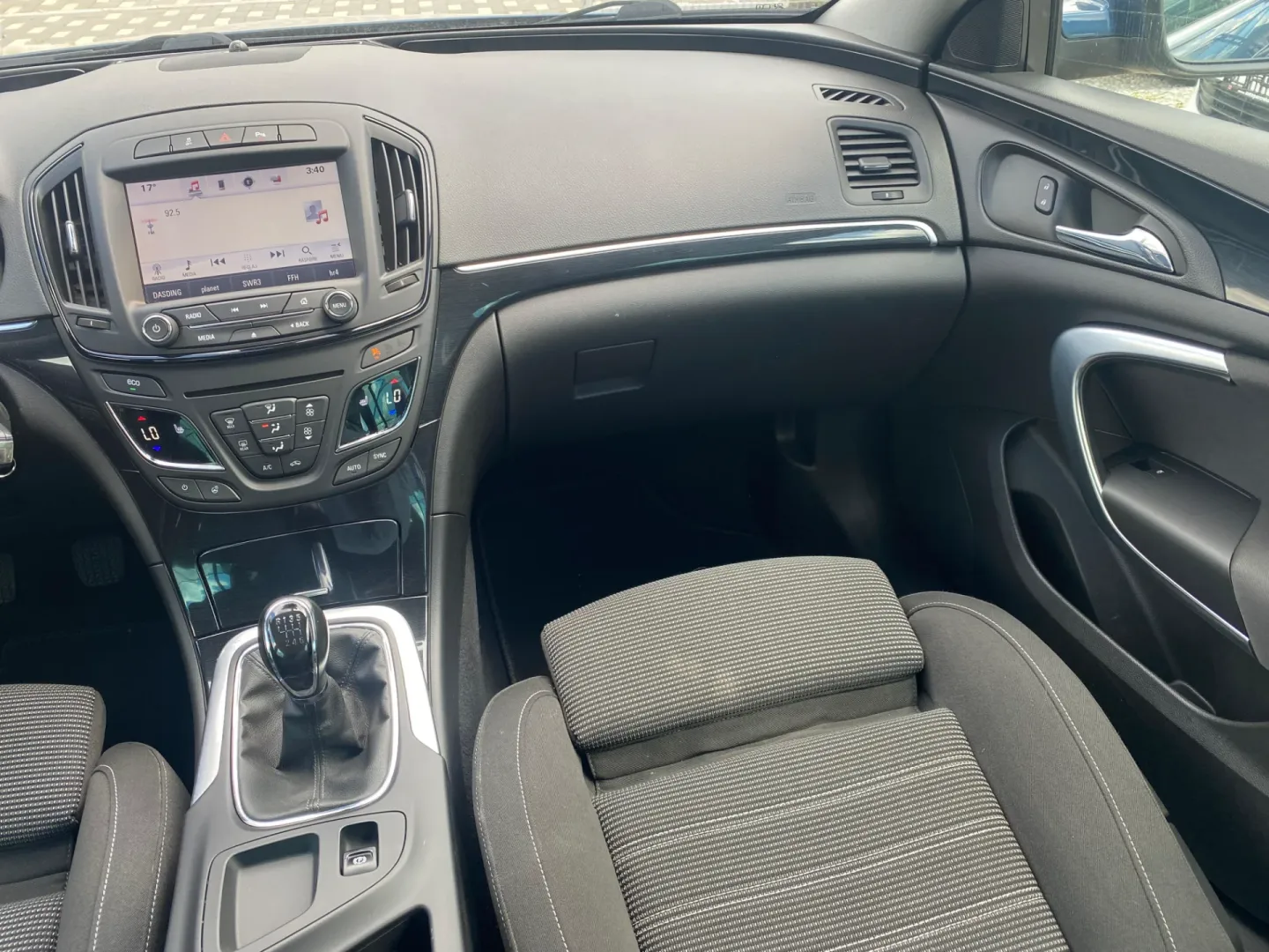 Cumpara/ Vinde online Opel Insignia 2016 SH, la cel mai bun pret pentru tine!
