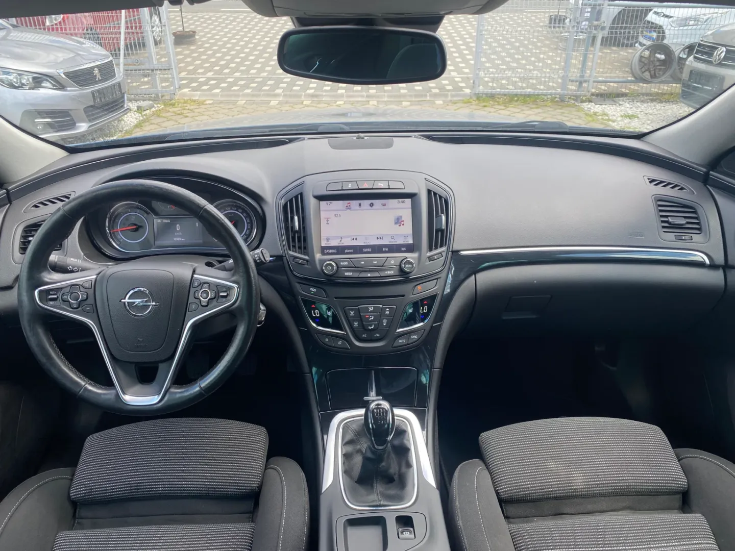 Cumpara/ Vinde online Opel Insignia 2016 SH, la cel mai bun pret pentru tine!