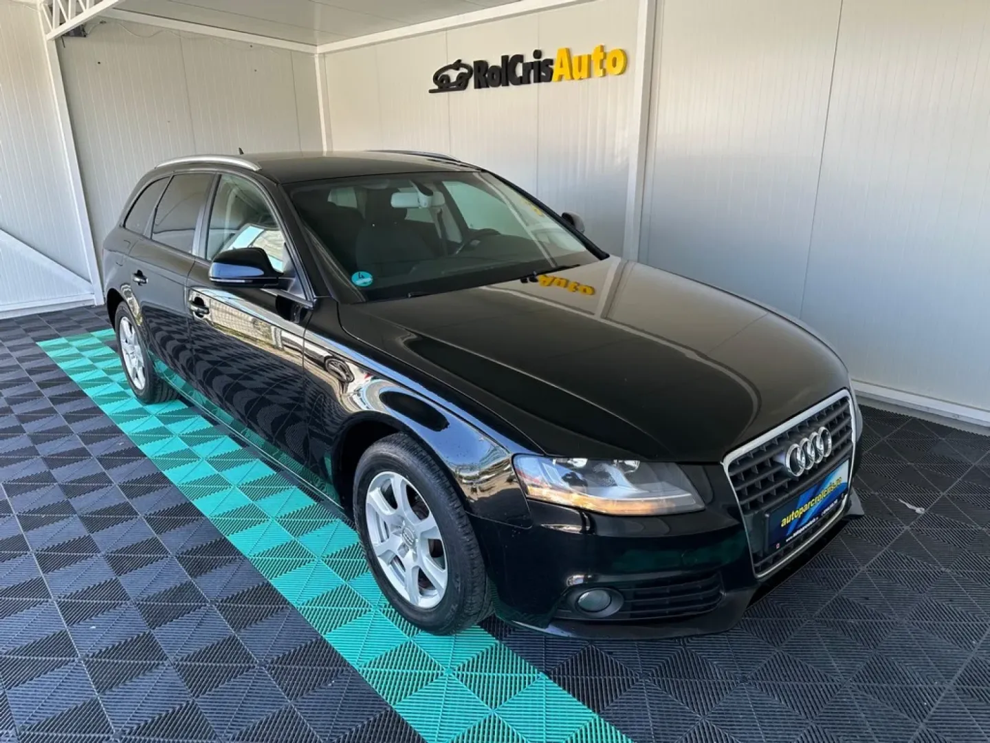 Cumpara/ Vinde online Audi A4 2010 SH, la cel mai bun pret pentru tine!
