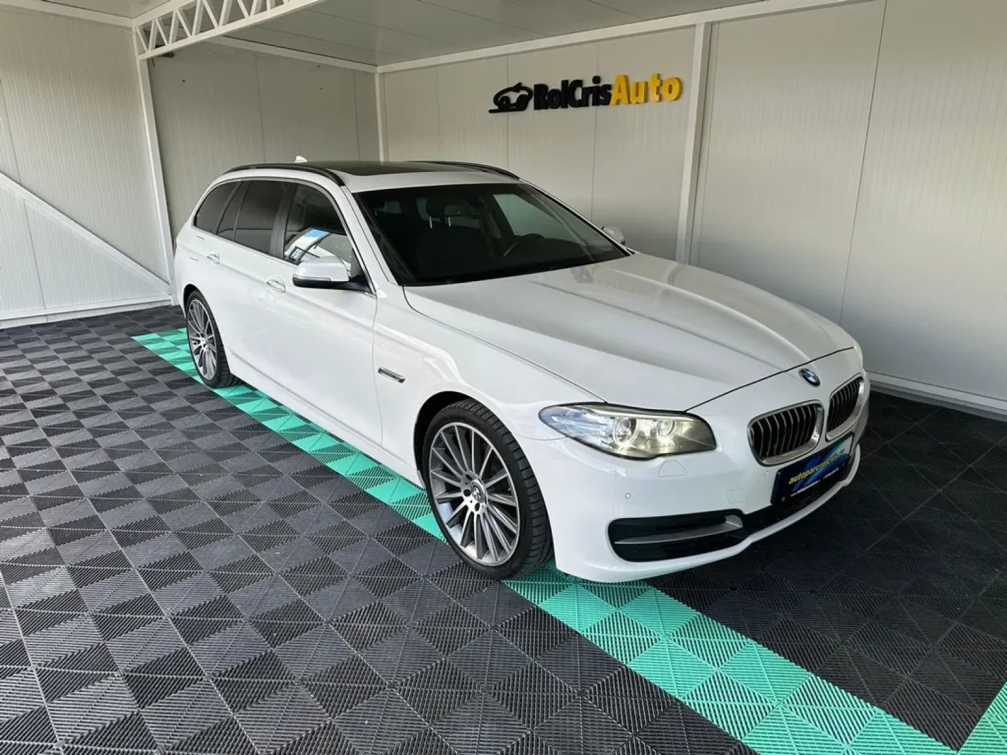 Cumpara/ Vinde online BMW 5 Series 2017 SH, la cel mai bun pret pentru tine!