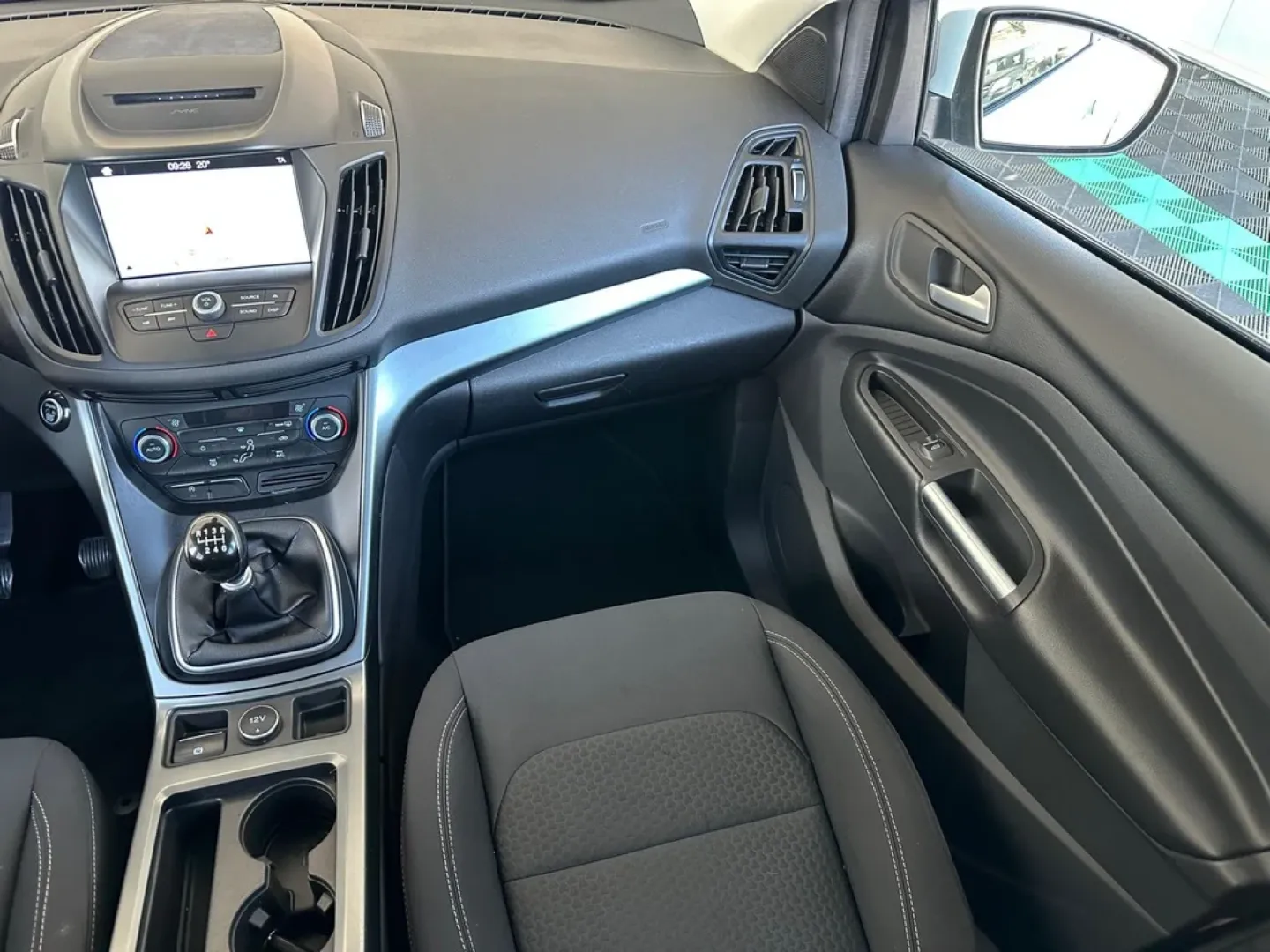Cumpara/ Vinde online Ford Kuga 2017 SH, la cel mai bun pret pentru tine!