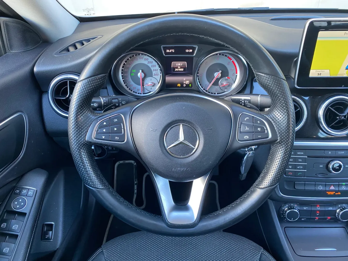 Cumpara/ Vinde online Mercedes-Benz CLA-Class 2015 SH, la cel mai bun pret pentru tine!