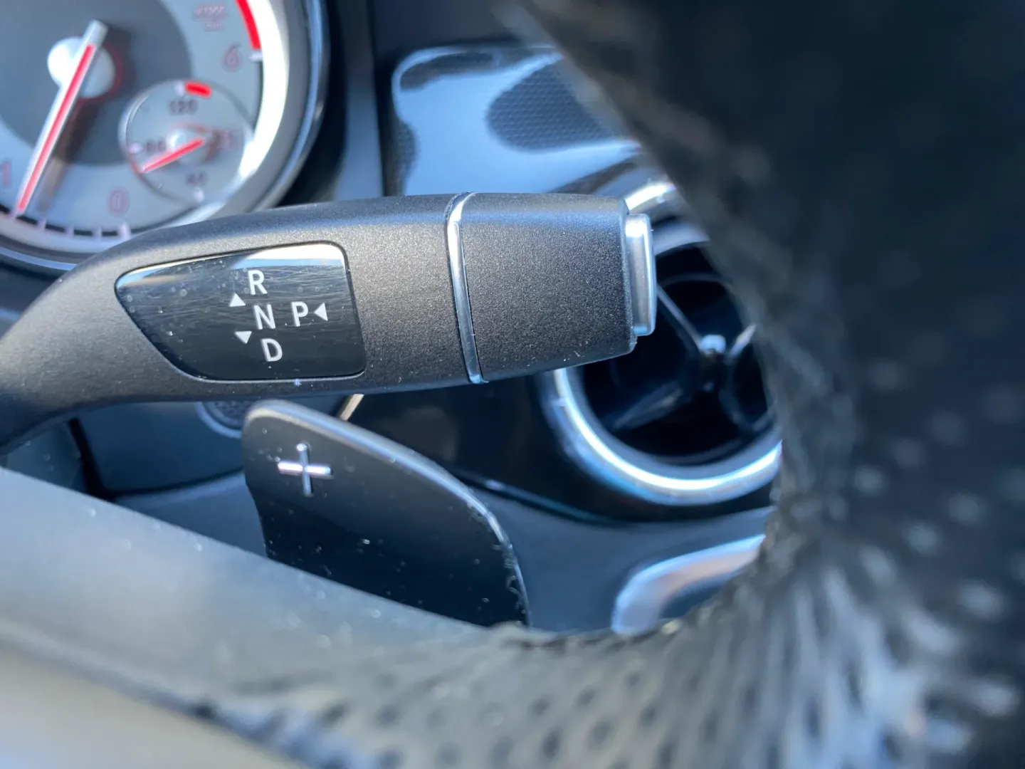 Cumpara/ Vinde online Mercedes-Benz CLA-Class 2015 SH, la cel mai bun pret pentru tine!