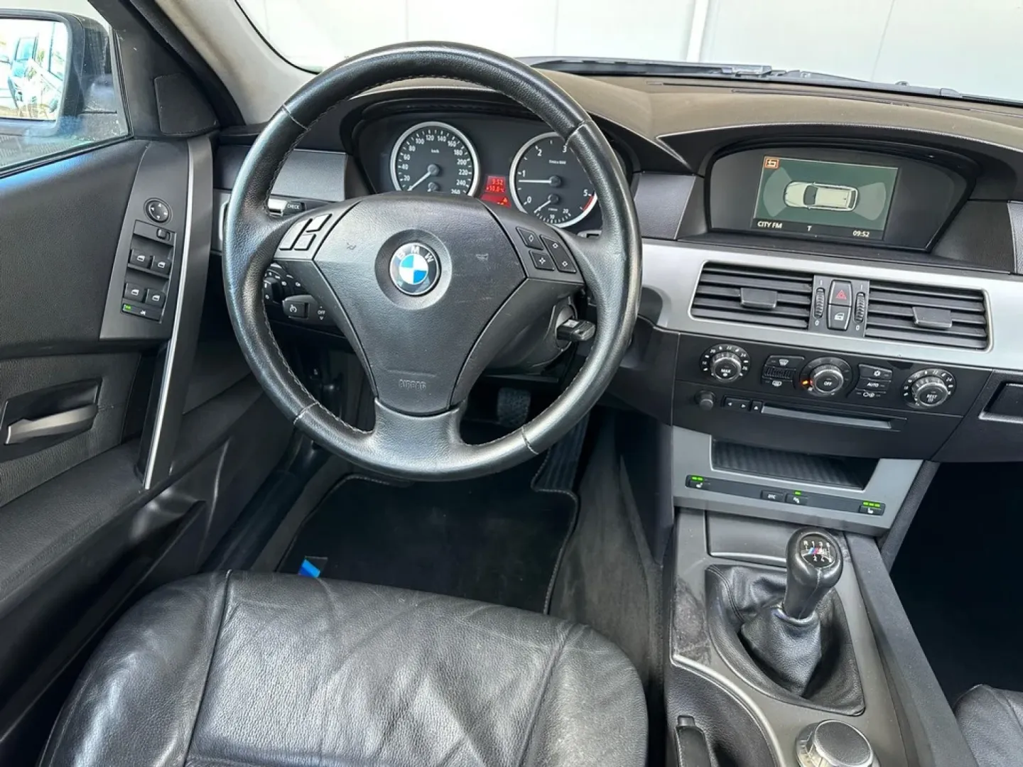 Cumpara/ Vinde online BMW 5 Series 2006 SH, la cel mai bun pret pentru tine!
