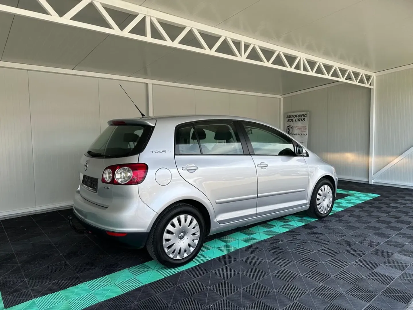 Cumpara/ Vinde online Volkswagen Golf Plus 2008 SH, la cel mai bun pret pentru tine!