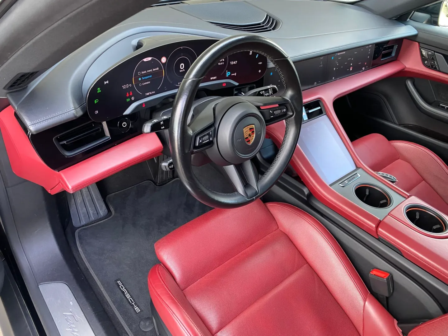 Cumpara/ Vinde online Porsche Taycan 2021 SH, la cel mai bun pret pentru tine!