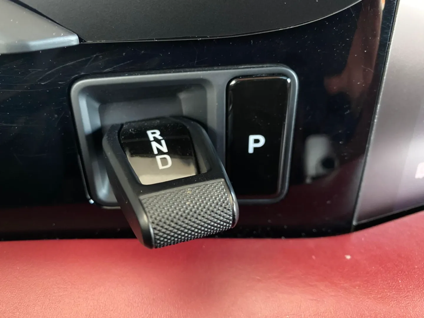 Cumpara/ Vinde online Porsche Taycan 2021 SH, la cel mai bun pret pentru tine!