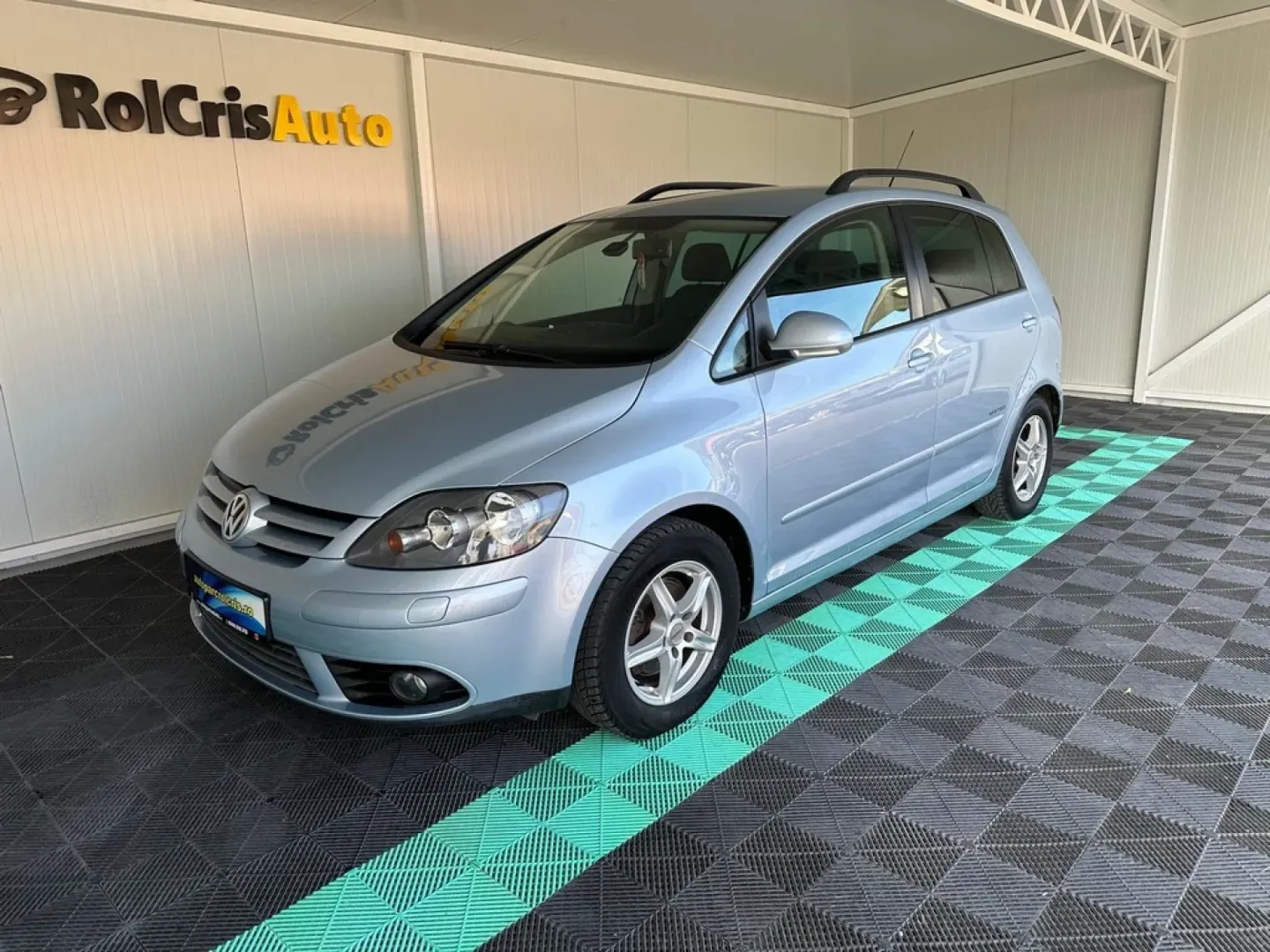 Cumpara/ Vinde online Volkswagen Golf 2009 SH, la cel mai bun pret pentru tine!