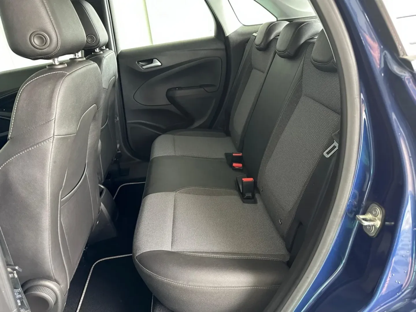 Cumpara/ Vinde online Opel Crossland X 2022 SH, la cel mai bun pret pentru tine!