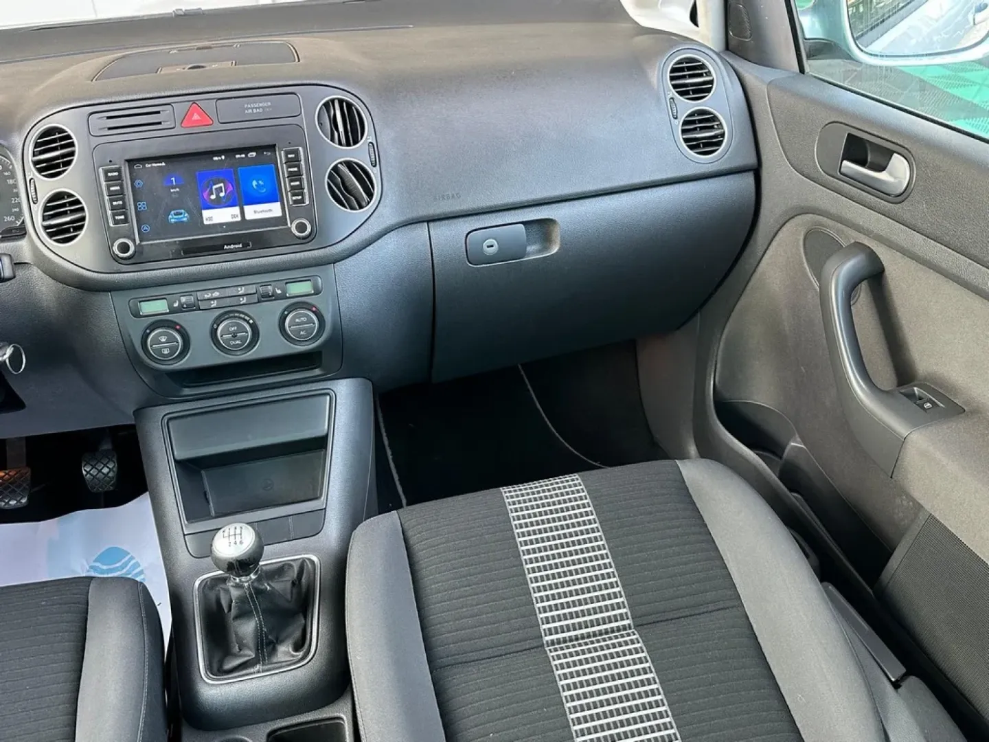 Cumpara/ Vinde online Volkswagen Golf 2009 SH, la cel mai bun pret pentru tine!