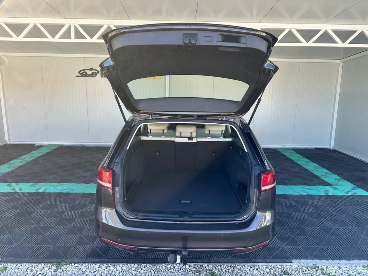 Cumpara/ Vinde online Volkswagen Passat 2017 SH, la cel mai bun pret pentru tine!