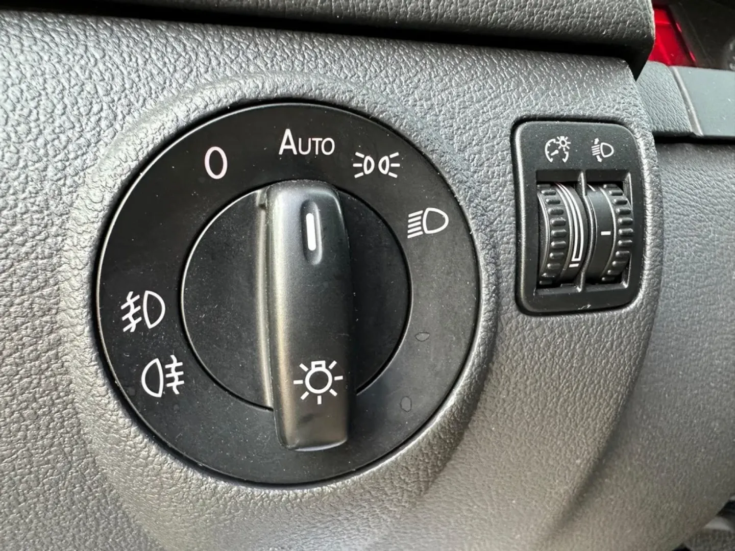 Cumpara/ Vinde online Volkswagen Golf 2009 SH, la cel mai bun pret pentru tine!
