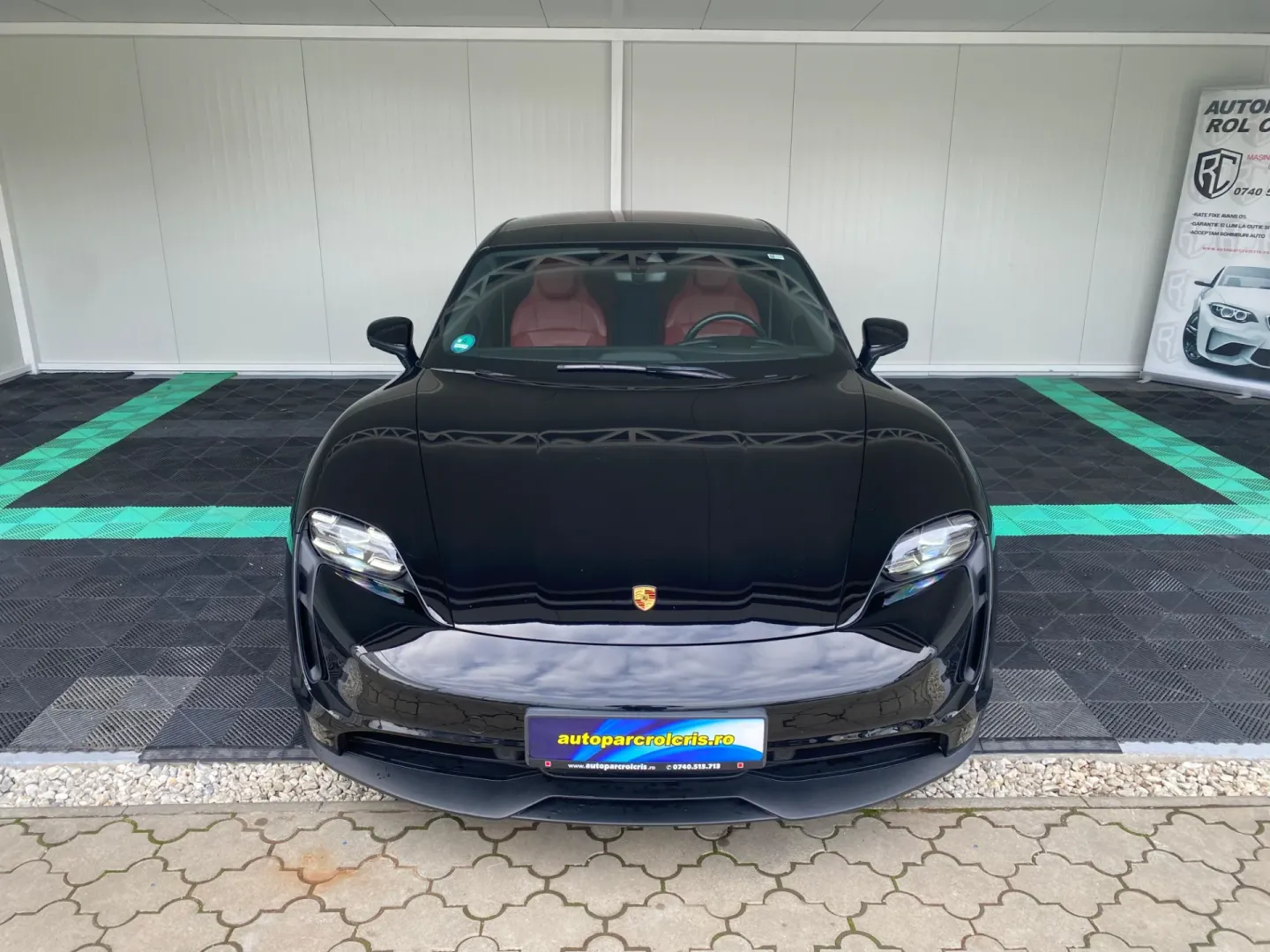 Cumpara/ Vinde online Porsche Taycan 2021 SH, la cel mai bun pret pentru tine!