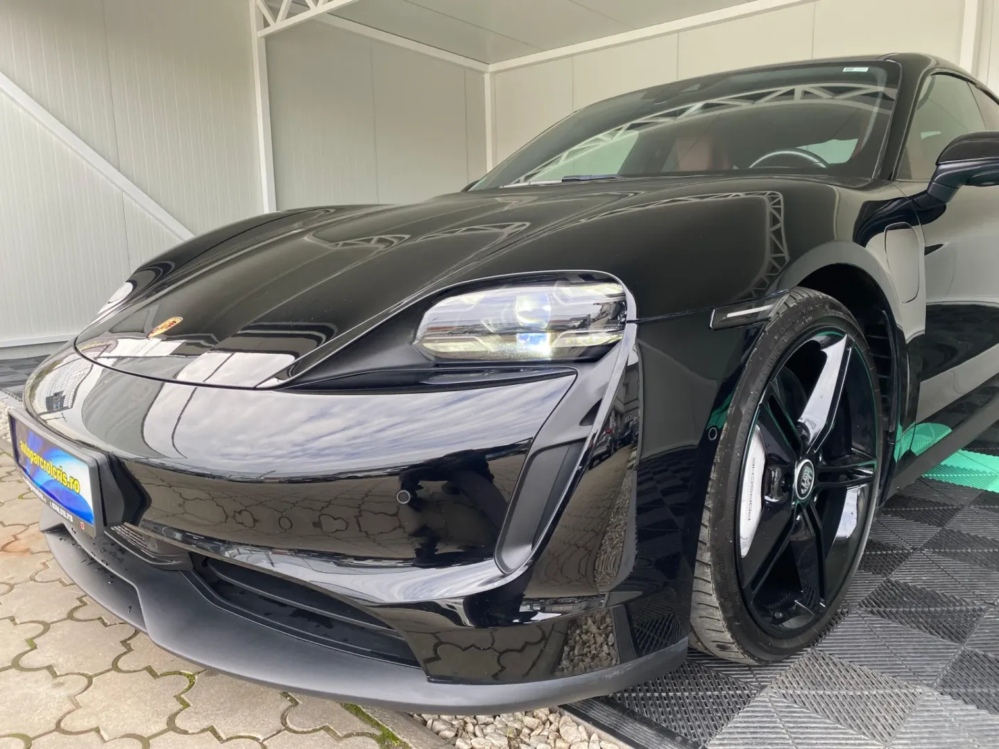Cumpara/ Vinde online Porsche Taycan 2021 SH, la cel mai bun pret pentru tine!