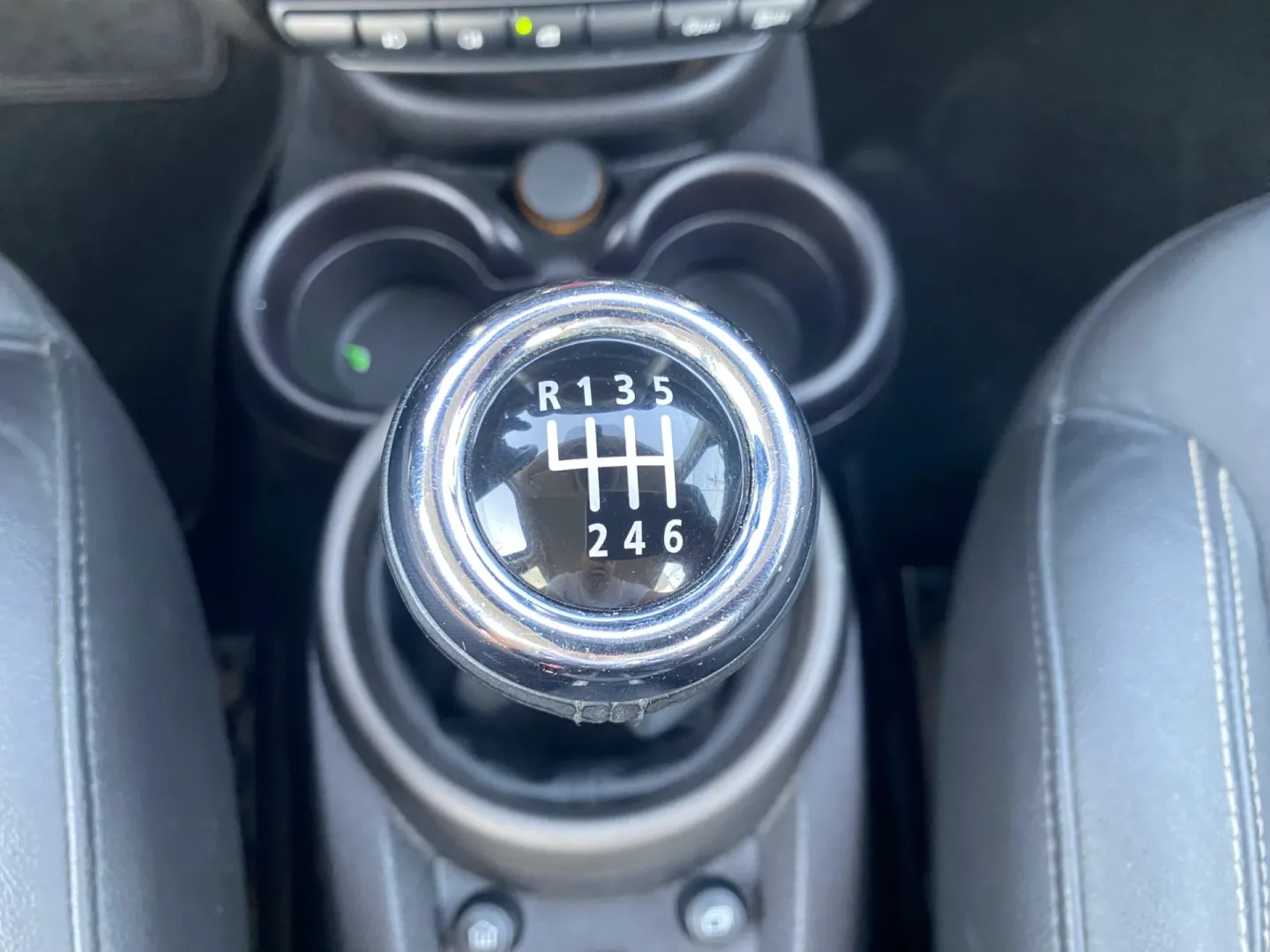 Cumpara/ Vinde online MINI Cooper 2014 SH, la cel mai bun pret pentru tine!