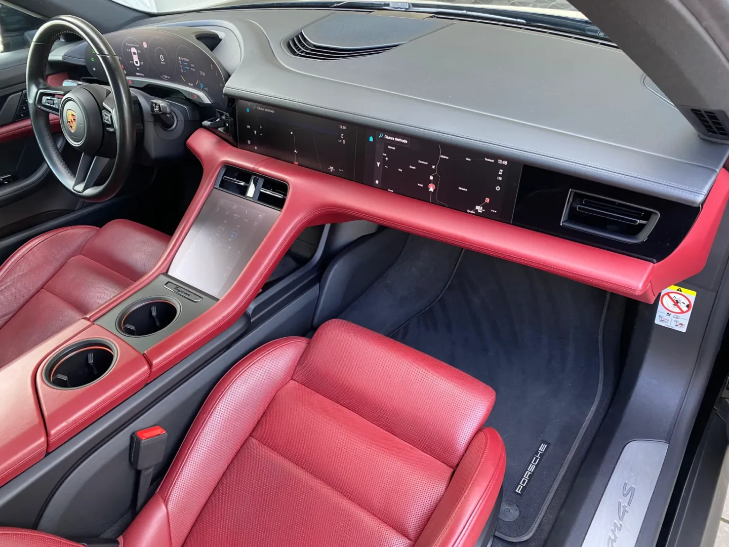 Cumpara/ Vinde online Porsche Taycan 2021 SH, la cel mai bun pret pentru tine!