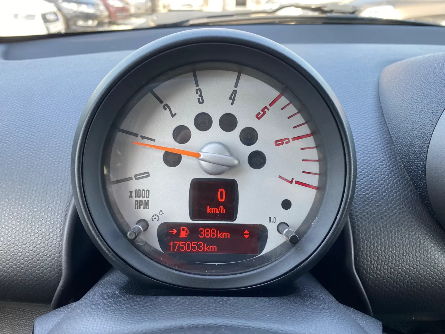 Cumpara/ Vinde online MINI Cooper 2014 SH, la cel mai bun pret pentru tine!